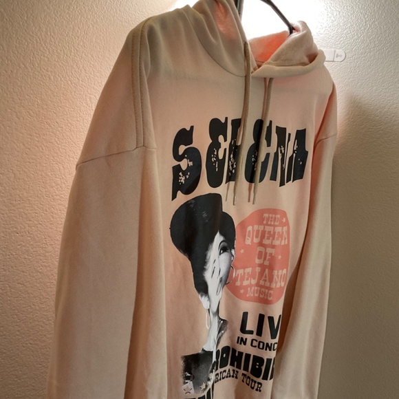 Selena Quintanilla Sweatshirt - Picture 3 of 4